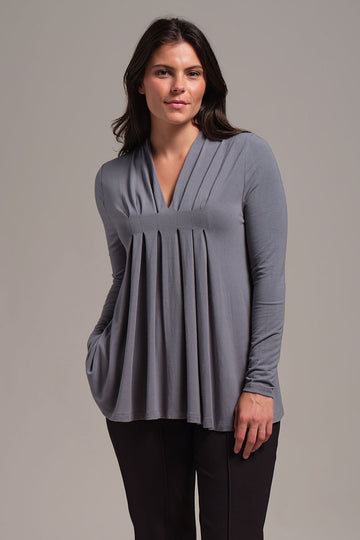 SLIM V NECK WITH MULTIPLE PLEATS AT FRONT